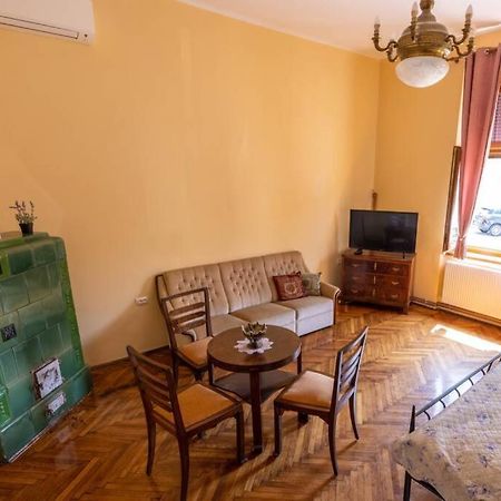 Ferienwohnung Apartman Gaudeamus Varaždin Exterior foto
